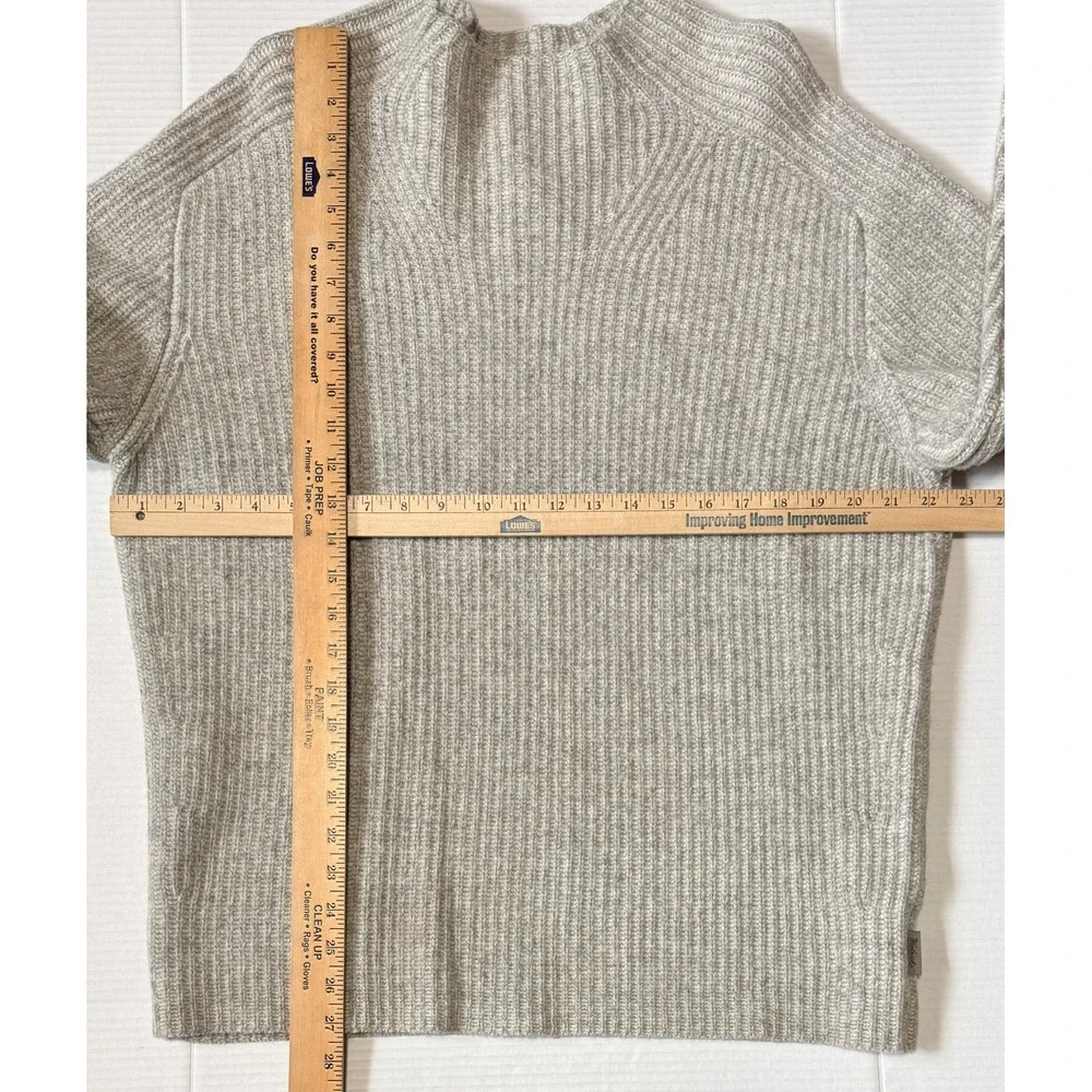 WOOLRICH - Men's Vintage Lambswool Gray Heather Rib Knit Sweater 9073 - Large